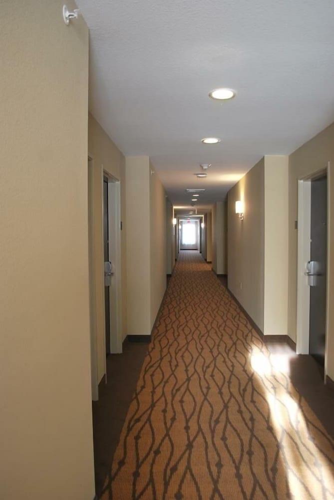 Sleep Inn & Suites Clintwood Екстериор снимка